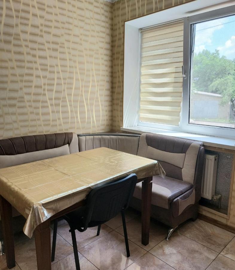 Апартаменты, 2 Комн. 6 Мест Kropyvnytskyi Luaran gambar